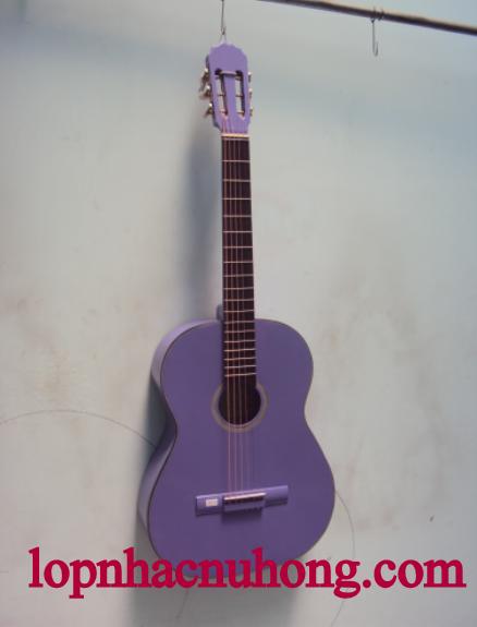 Đàn guitar classic màu tím