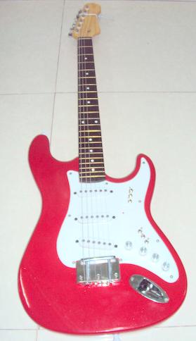 Đàn guitar điện màu đỏ 