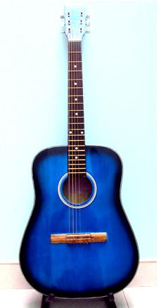 Đàn guitar xanh