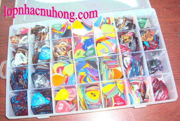 Phím gảy guitar gò vấp