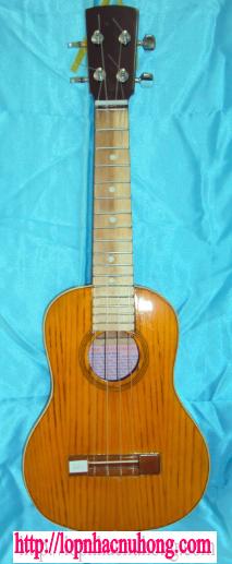 Đàn ukulele gỗ ép