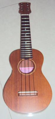 Đàn ukulele gỗ tốt