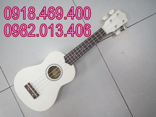 Đàn ukulele màu trắng